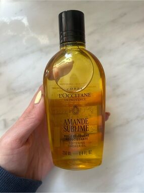 L'OCCITANE Amande Sublime Shower Oil